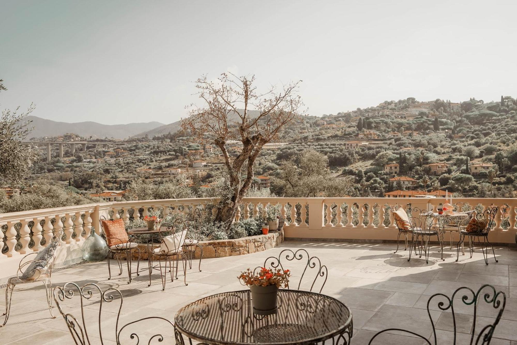 Residenza Villa Genua Бордихера Екстериор снимка
