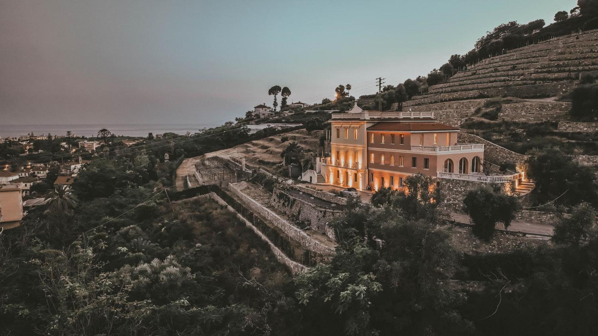 Residenza Villa Genua Бордихера Екстериор снимка